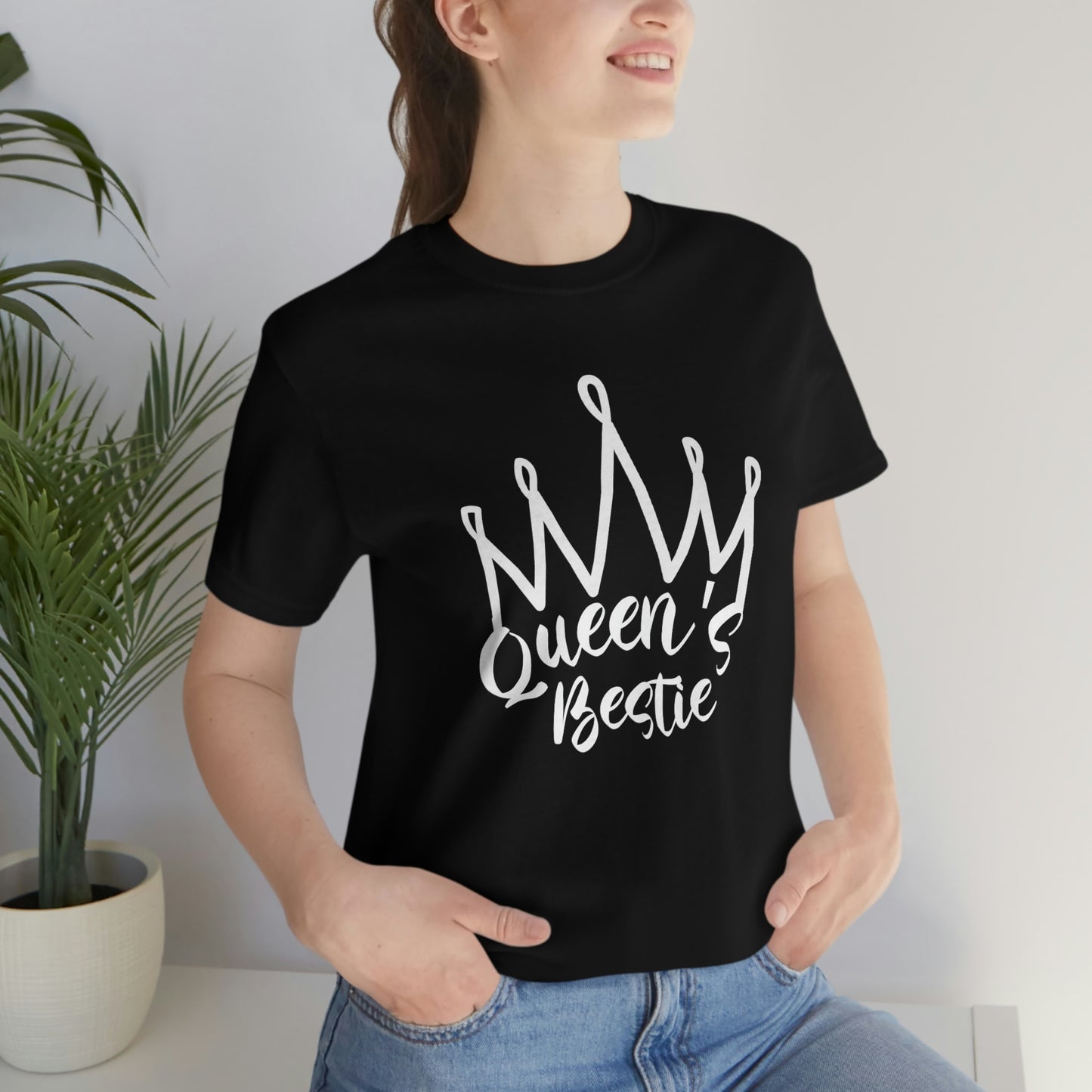 Queen's Bestie - Tee