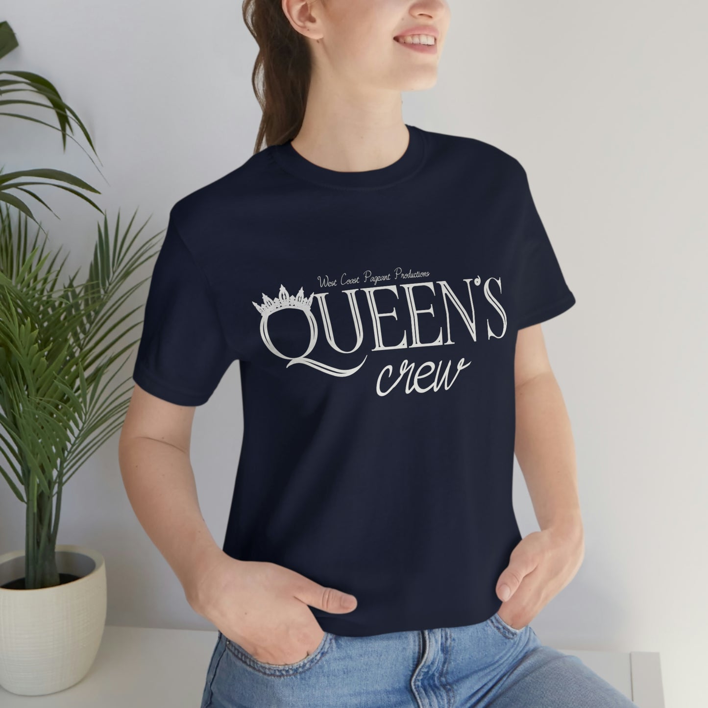 Queen's Crew - Unisex Tee
