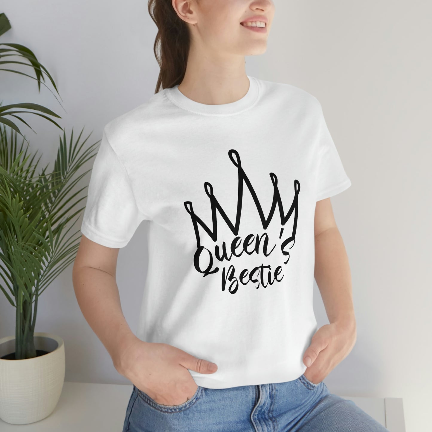 Queen's Bestie - Tee