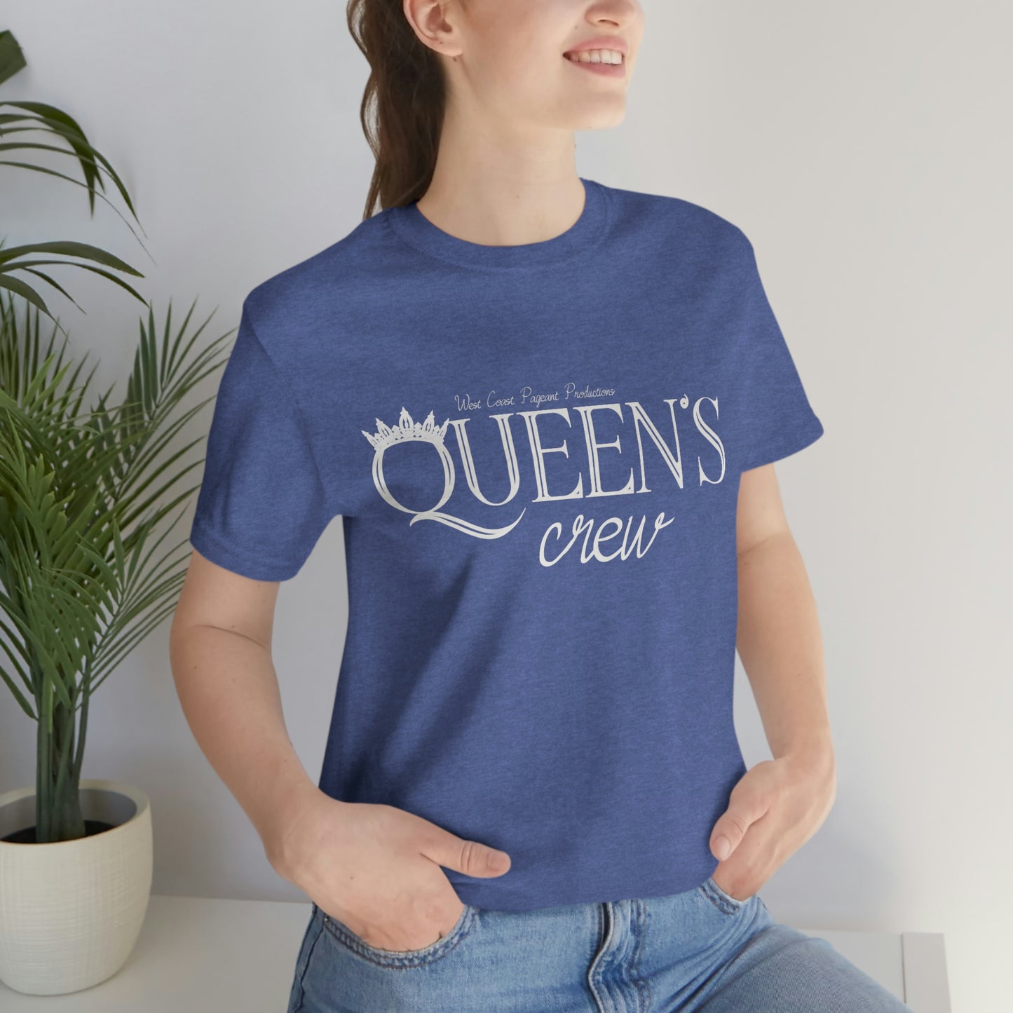 Queen's Crew - Unisex Tee