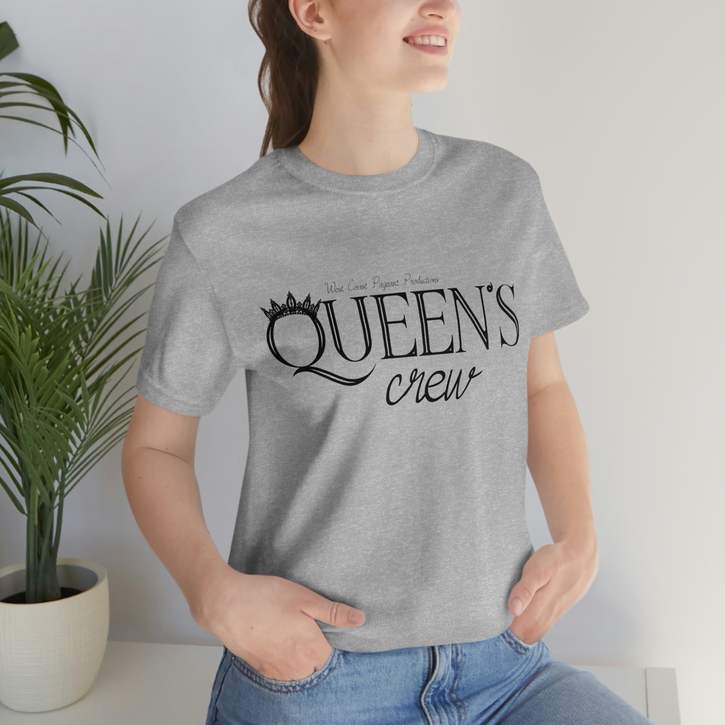 Queen's Crew - Unisex Tee